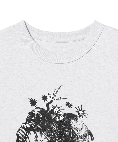 BEAMS T(ビームスティー)の「Keegan Dakkear L. / T-shirt②(Tシャツ/カットソー・メンズ・ライトグレー・XL/L/M/S)」の3枚目の写真
