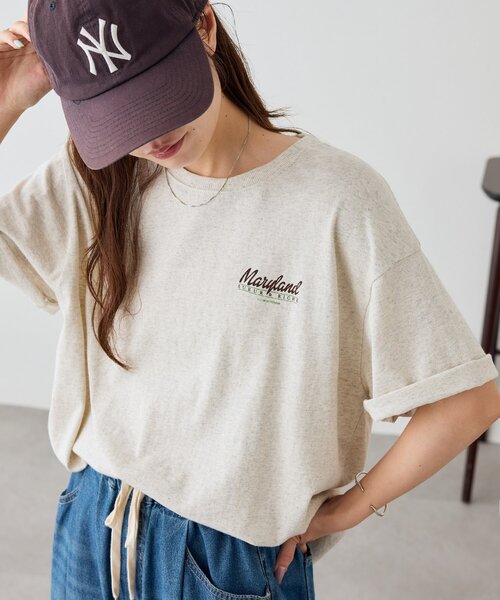 DISCOAT(ディスコート)の「【Enlude/WEB限定】サガラ刺繍ロゴTシャツ《ユニセックス》(Tシャツ/カットソー・レディース・チャコールグレー/ライトベージュ/ライトグレー・FREE)」の3枚目の写真