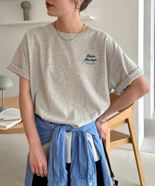 DISCOAT(ディスコート)の「【Enlude/WEB限定】サガラ刺繍ロゴTシャツ《ユニセックス》(Tシャツ/カットソー・レディース・チャコールグレー/ライトベージュ/ライトグレー・FREE)」の4枚目の写真