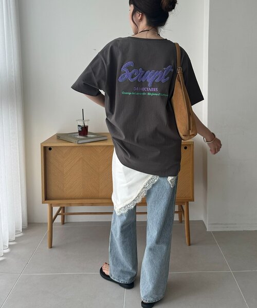 DISCOAT(ディスコート)の「【Enlude/WEB限定】サガラ刺繍ロゴTシャツ《ユニセックス》(Tシャツ/カットソー・レディース・チャコールグレー/ライトベージュ/ライトグレー・FREE)」の16枚目の写真
