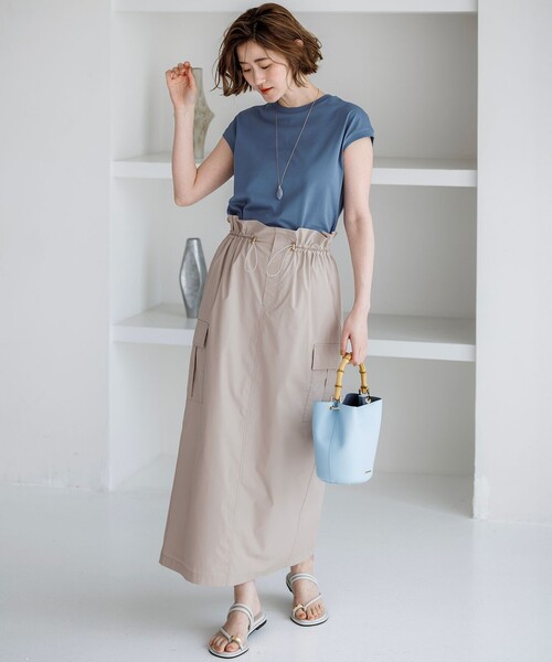 23区 S(ニジュウサンクチイサイサイズ)の「シルキータッチ フレンチスリーブ Tシャツ(Tシャツ/カットソー・レディース・ホワイト系/ピンク系/ベージュ系・32)」の8枚目の写真