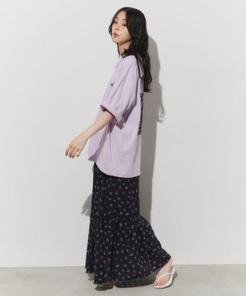 Unitage(ユニテージ)の「バックフォトBIG TEE(Tシャツ/カットソー・レディース・ライトパープル/ホワイト/チャコールグレー・FREE)」の19枚目の写真