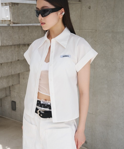 SOEMIN(ソミン)の「Cuffed short sleeve shirt/ロールアップ半袖シャツ(シャツ/ブラウス・レディース・ブラック/ベージュ/ホワイト・FREE)」の11枚目の写真