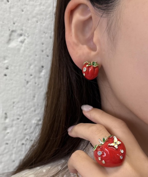 ANNA SUI(アナスイ)の「トマトモチーフ イヤリング(イヤリング・レディース・レッド・ONE SIZE)」の6枚目の写真