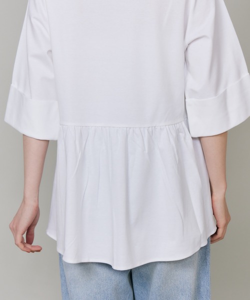 I.T.'S international(イッツインターナショナル)の「スーピマコットン ペプラムギャザープルオーバー(Tシャツ/カットソー・レディース・ダークブラウン/ネイビー/ホワイト・フリー)」の10枚目の写真