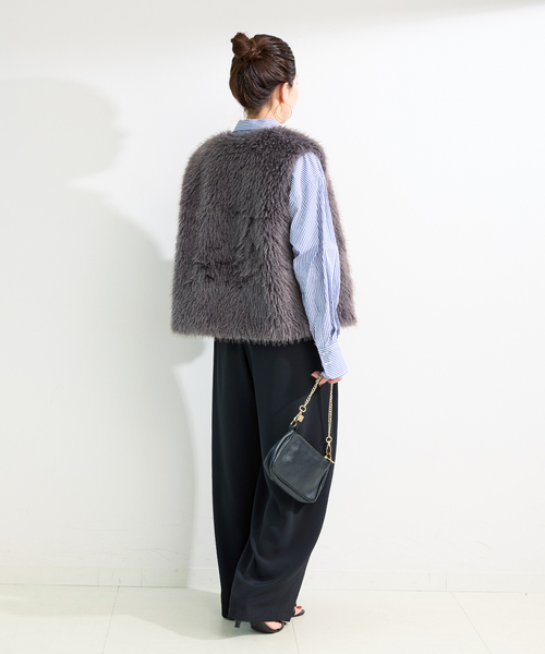 B.C STOCK（ベーセーストック）の「FUR VEST（ベスト・レディース・グレー/ベージュ/アイボリー・FREE）」の6枚目の写真