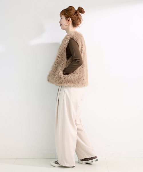 B.C STOCK（ベーセーストック）の「FUR VEST（ベスト・レディース・グレー/ベージュ/アイボリー・FREE）」の21枚目の写真