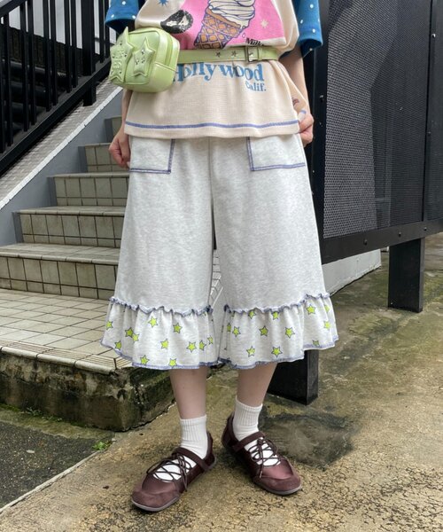 HELLO.SANFRANCISCO(ハローサンフランシスコ)の「【HELLO.SANFRANCISCO】裾フリル星柄スウェットハーフパンツ(その他パンツ・レディース・ライトグレー/グレー・ONE SIZE)」の12枚目の写真