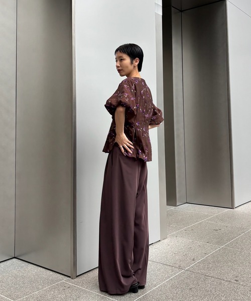 Ameri(アメリ)の「LUCIA BERRY EMBROIDERY SEER GOWN(シャツ/ブラウス・レディース・ホワイト/ブラウン・FREE)」の19枚目の写真