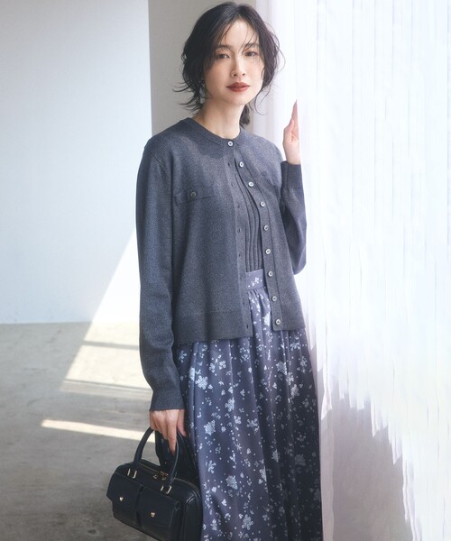 組曲(クミキョク)の「ジュエルフラワープリント フレアスカート(スカート・レディース・ライトグレー系5/グレー系5・1/2/3)」の5枚目の写真