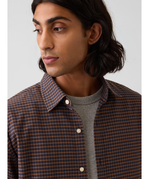 GAP(ギャップ)の「リラックスフィット クロップド ストレートヘム オックスフォードシャツ(シャツ/ブラウス・メンズ・ブルー系その他/ホワイト×ブルー/ブラウン系その他・XS/S/M/L/XL)」の10枚目の写真