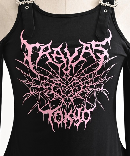 TRAVAS TOKYO(トラバス トウキョウ)の「『TRAVAS TOKYO/トラバス トーキョー』ゴシックロゴオフショルトップス(Tシャツ/カットソー・レディース・ブラック×ホワイト/ブラック×ピンク・FREE)」の21枚目の写真