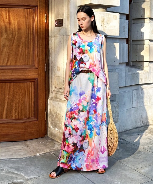 antiqua(アンティカ)の「花柄 水彩柄 レイヤード タンクトップ(タンクトップ・レディース・その他・ONESIZE)」の2枚目の写真
