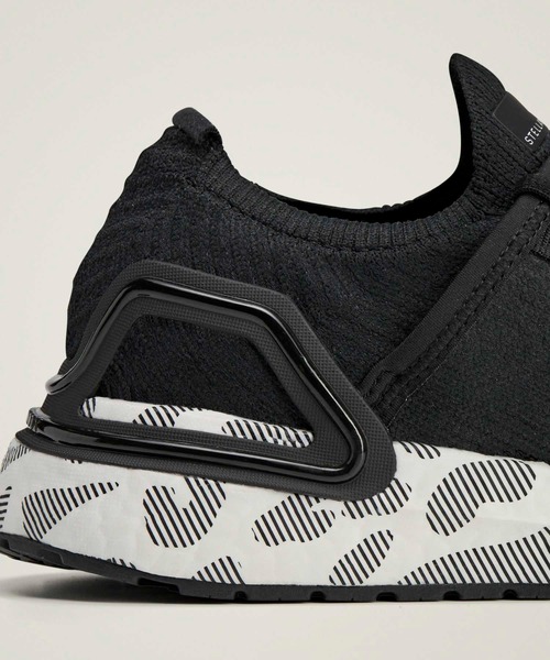 adidas by Stella McCartney(アディダスバイステラマッカートニー)の「adidas by Stella McCartney ウルトラブースト DNA / adidas by Stella McCartney Ultraboost DNA / アディダス adidas(スニーカー・レディース・ブラック・22.5cm/23.5cm/24.5cm/23.0cm)」の7枚目の写真
