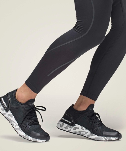adidas by Stella McCartney(アディダスバイステラマッカートニー)の「adidas by Stella McCartney ウルトラブースト DNA / adidas by Stella McCartney Ultraboost DNA / アディダス adidas(スニーカー・レディース・ブラック・22.5cm/23.5cm/24.5cm/23.0cm)」の9枚目の写真