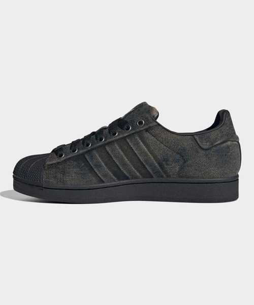 adidas(アディダス)の「スーパースター 82 シューズ / Superstar 82 Shoes / アディダスオリジナルス adidas Originals(スニーカー・メンズ・ブラック・24.0cm/24.5cm/23.0cm/23.5cm/28.0cm/28.5cm/29.0cm/22.0cm/27.0cm/22.5cm/27.5cm/25.0cm/25.5cm/26.0cm/26.5cm)」の6枚目の写真