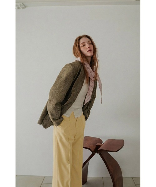 tento(テント)の「Pintuck Straight-Leg Trousers(スラックス・レディース・ブラック/イエロー/カーキ・36/38)」の7枚目の写真