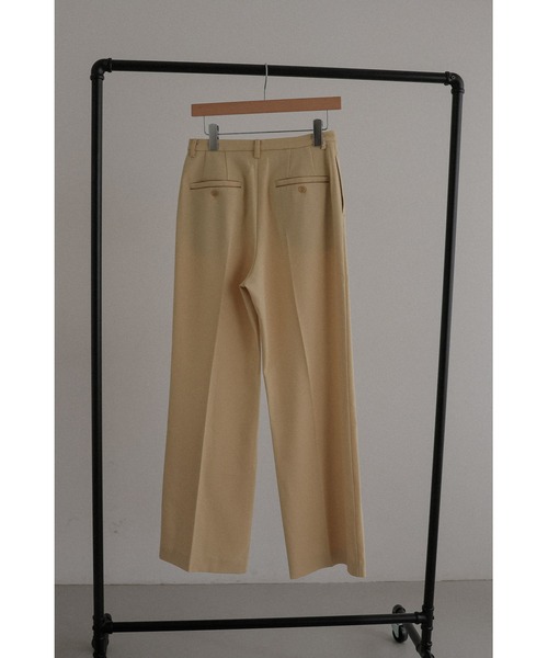 tento(テント)の「Pintuck Straight-Leg Trousers(スラックス・レディース・ブラック/イエロー/カーキ・36/38)」の13枚目の写真