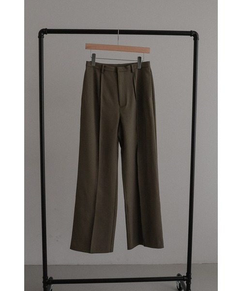 tento(テント)の「Pintuck Straight-Leg Trousers(スラックス・レディース・ブラック/イエロー/カーキ・36/38)」の18枚目の写真
