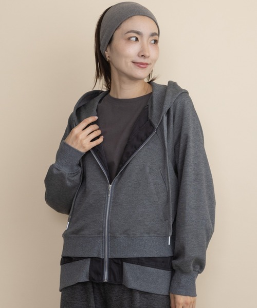 lodie(ロディ)の「ダンボールニット レイヤードパーカ(その他アウター・レディース・チャコールグレー/モカ/ブラック・FREE)」の2枚目の写真