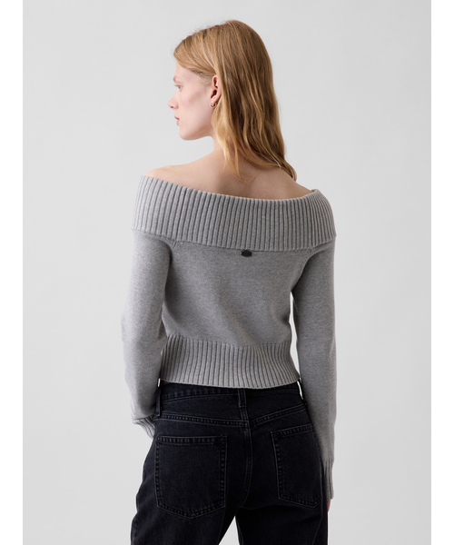GAP(ギャップ)の「クロップド オフショルダーセーター(ニット/セーター・レディース・ホワイト/ヘザーグレー/ブラック・XL/L/M/S/XS/XXS)」の13枚目の写真