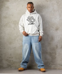 FUBU（ フブ）の「FUBU フブ M’S BARBED WIRE OG LOGO HOODIE バーブワイヤーOGロゴフーディー（パーカー）」