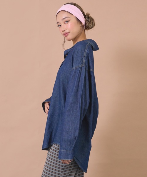 anap mimpi(アナップミンピ)の「オーバーサイズデニムシャツ(シャツ/ブラウス・レディース・インディゴブルー/ライトブルー・F)」の12枚目の写真