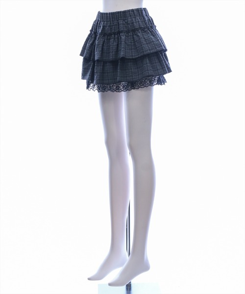 clear（クリア）の「裾レースフリルティアードミニスカート［骨格ウェーブ／ガーリー］（スカート・レディース・ブラック/ホワイト・S/M）」の18枚目の写真