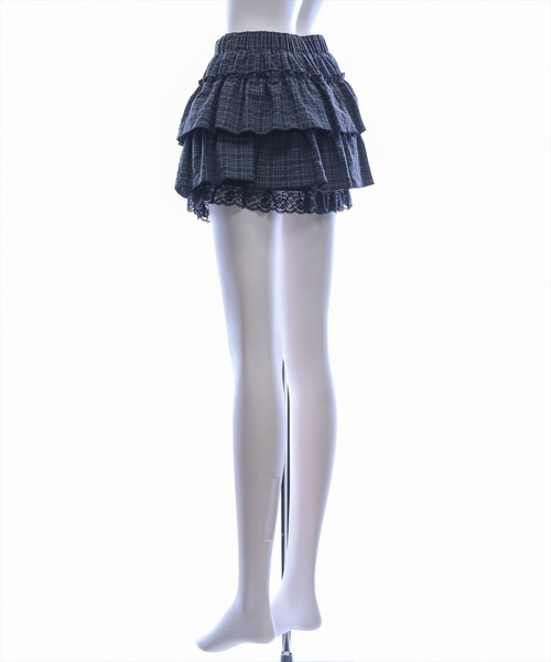 clear（クリア）の「裾レースフリルティアードミニスカート［骨格ウェーブ／ガーリー］（スカート・レディース・ブラック/ホワイト・S/M）」の9枚目の写真
