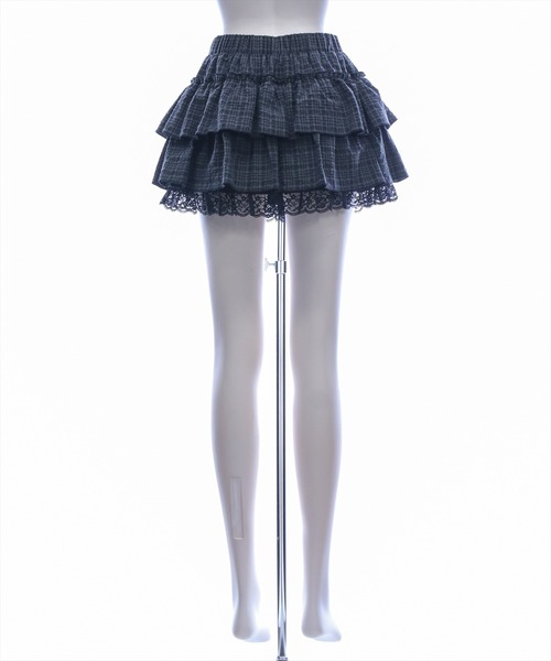 clear（クリア）の「裾レースフリルティアードミニスカート［骨格ウェーブ／ガーリー］（スカート・レディース・ブラック/ホワイト・S/M）」の10枚目の写真