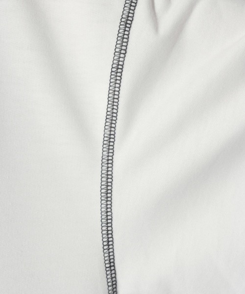 LAKOLE(ラコレ)の「ステッチミニ裏毛ロンT / 1068080(Tシャツ/カットソー・メンズ・ブラック/ホワイト/セージグリーン・MEDIUM/LARGE)」の22枚目の写真