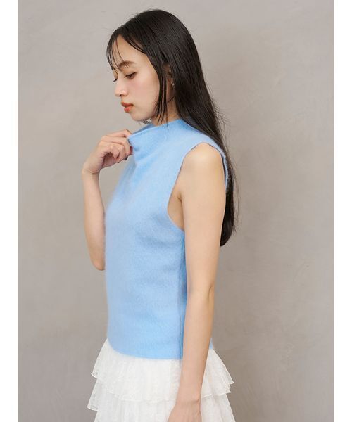 SNIDEL（スナイデル）の「【HIGH QUALITY】ウールミンクノースリプルオーバー（Tシャツ/カットソー・レディース・モカ/ホワイト/ライトブルー・F）」の15枚目の写真