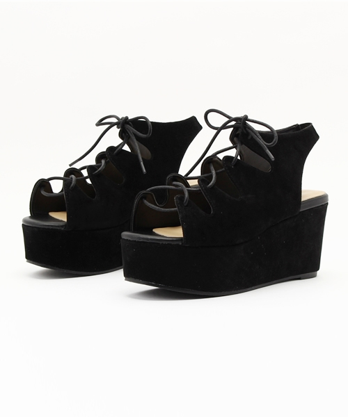 one after another NICE CLAUP（ワンアフターアナザーナイスクラップ）の「【ナイスクラップ】厚底レースアップサンダル（サンダル・レディース・レッド/ブラック/キャメル・LARGE/SMALL/MEDIUM）」の2枚目の写真