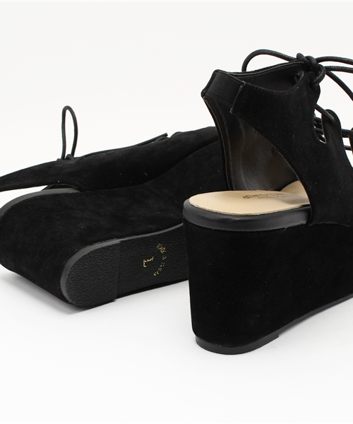 one after another NICE CLAUP（ワンアフターアナザーナイスクラップ）の「【ナイスクラップ】厚底レースアップサンダル（サンダル・レディース・レッド/ブラック/キャメル・LARGE/SMALL/MEDIUM）」の10枚目の写真