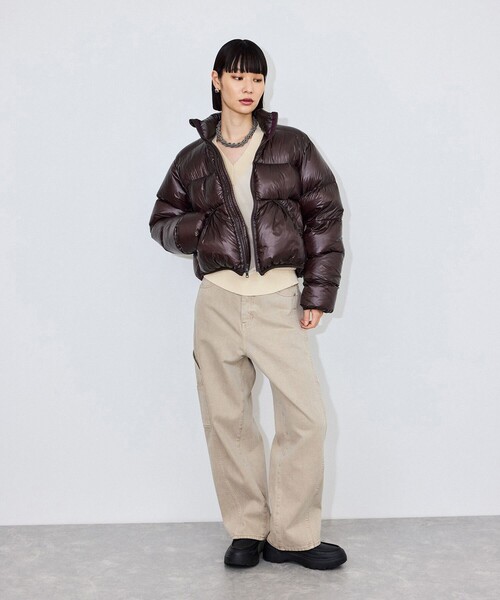 ADAM ET ROPE'（アダムエロペ）の「【サステナブル】ハイツイストウールコンビVニット（ニット/セーター・レディース・ブラック/マスタード/オフホワイト・FREE）」の10枚目の写真
