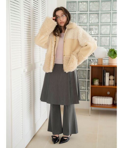 Ungrid(アングリッド)の「スカートレイヤードフレアパンツ(その他パンツ・レディース・ブラウン/グレー・MEDIUM/SMALL)」の18枚目の写真