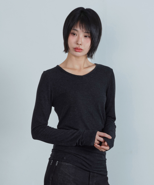 KIJIKO(キジコ)の「ke311. カーブドシアーTシャツ チャコール(Tシャツ/カットソー・レディース・その他・FREE)」の3枚目の写真