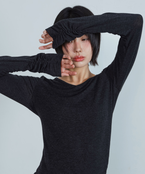 KIJIKO(キジコ)の「ke311. カーブドシアーTシャツ チャコール(Tシャツ/カットソー・レディース・その他・FREE)」の5枚目の写真