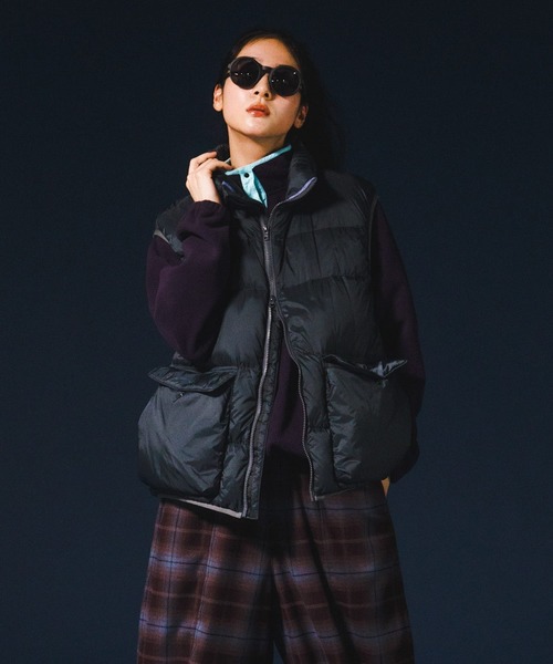 TAION(タイオン)の「『別注』TAION×EKAL ダウンベスト(ダウンベスト・メンズ・ダークグレー/カーキ・MEDIUM/LARGE)」の1枚目の写真