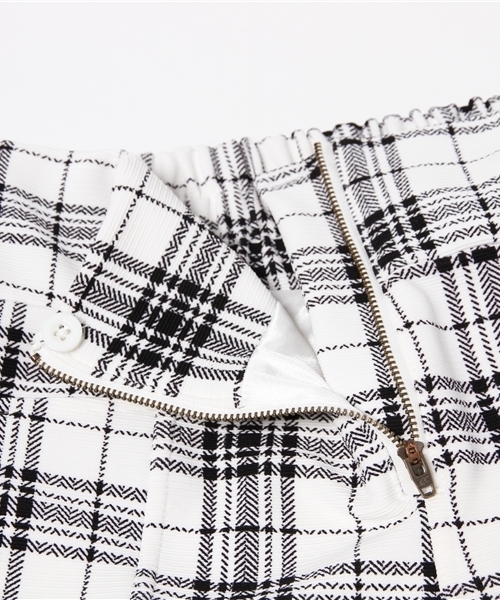 VENCEEXCHANGE（ヴァンスエクスチェンジ）の「リップル前ジップキュロット（その他パンツ・レディース・レッド系その他/ブルー/ブラック/ホワイト/オフホワイト/チャコールグレー・SMALL/MEDIUM）」の10枚目の写真