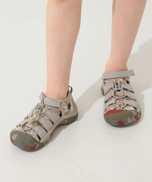 こども ビームス（コドモビームス）の「KEEN / Newport H2 (15～22cm)（サンダル・キッズ・ブルー系その他/レッド/レッド系その他/オリーブ/シルバー/ピンク/その他/ブラック/グリーン系その他4/バイオレット/ブラウン系その他/ベージュ/ラベンダー・15 /18/18.5/20/19.5/22/16/21/17/23.5/22.5）」の5枚目の写真