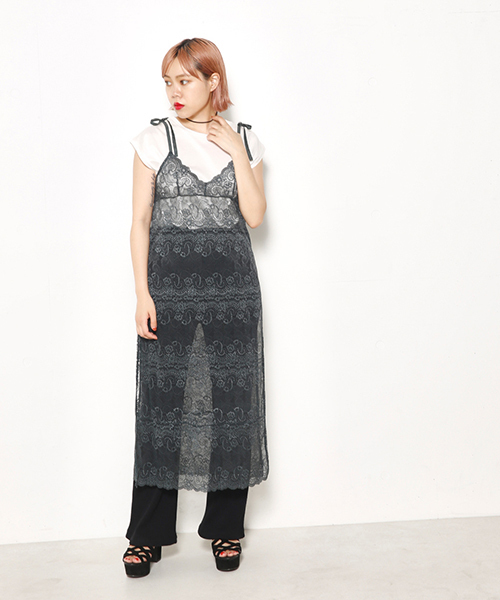 SLY（スライ）の「LACE LONG C/A（キャミソール・レディース・ブラック/ワインレッド/ダークグリーン・FREE）」の3枚目の写真