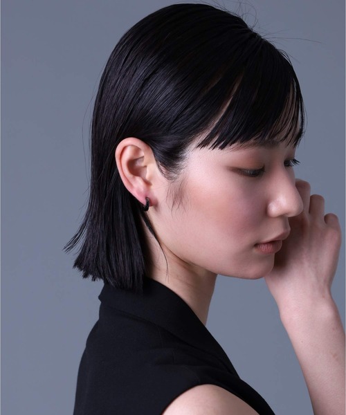 LION HEART(ライオンハート)の「【限定展開】“THE EDGE”カッティングフープピアス/サージカルステンレス(金属アレルギー対応)【LION HEART / ライオンハート】(ピアス(片耳用)・メンズ・ブラック/シルバー/ゴールド/ライトブラック/シルバー×ゴールド/シルバー系その他/ブラック系その他/ダークブラック/シルバー×ブルー/シルバー×ブラック/ピンク系その他/シルバー系その他2/ブラック系その他2/ピンクゴールド・FREE)」の22枚目の写真