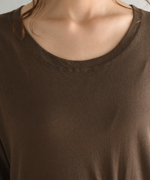 Luz Llena（ラズレナ）の「[綿100%]フロントツイスト・Tシャツワンピース（ワンピース・レディース・ブラウン/ブラック・MEDIUM）」の13枚目の写真