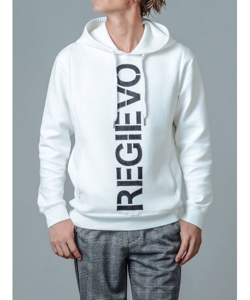 REGIEVO(レジエボ)の「【REGIEVO】REGIEVOロゴプリントプルパーカー(スウェット・メンズ・ブラック/グレー/オフホワイト・MEDIUM/LARGE/X-LARGE)」の2枚目の写真