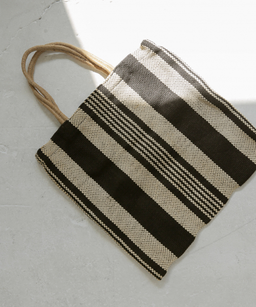 LOWRYS FARM(ローリーズファーム)の「ストライプトートBAG 819845(トートバッグ・レディース・ブラック/オレンジ・FREE)」の2枚目の写真