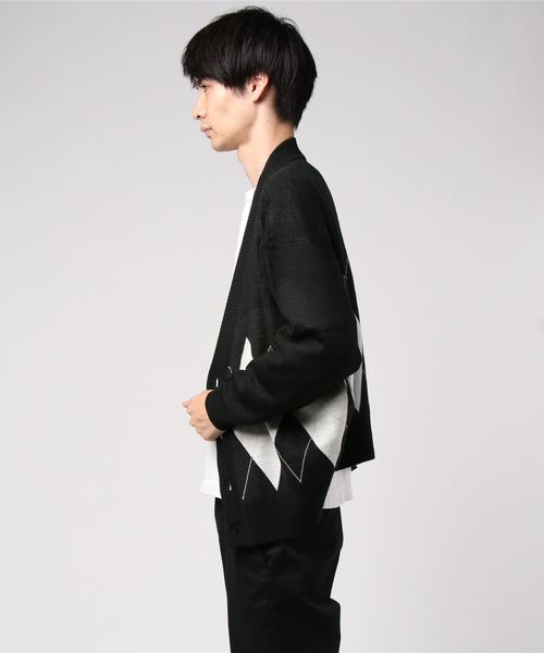 WEGO（ウィゴー）の「WEGO/アーガイルニットカーディガン（カーディガン/ボレロ・メンズ・ブラック/ブラウン/杢グレー・MEDIUM/LARGE）」の4枚目の写真