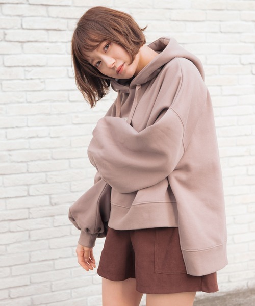 VANNIE U（ヴァニーユー）の「たぽ袖ロゴアシメパーカー（パーカー・レディース・チャコールグレー/モカ/ナチュラル・FREE）」の13枚目の写真