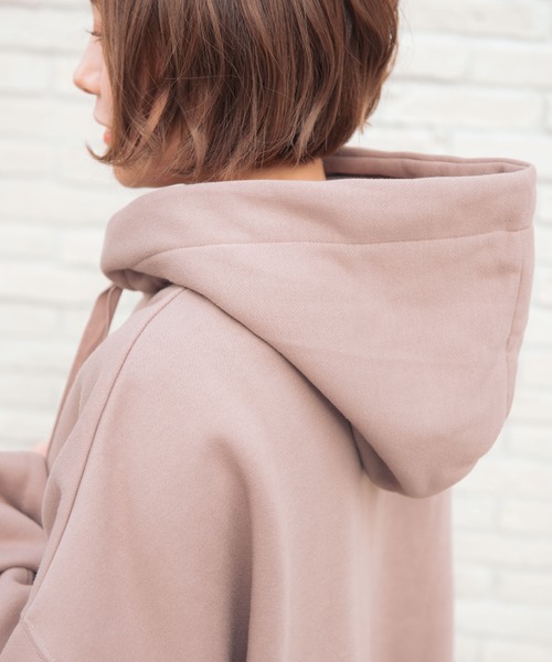 VANNIE U（ヴァニーユー）の「たぽ袖ロゴアシメパーカー（パーカー・レディース・チャコールグレー/モカ/ナチュラル・FREE）」の18枚目の写真