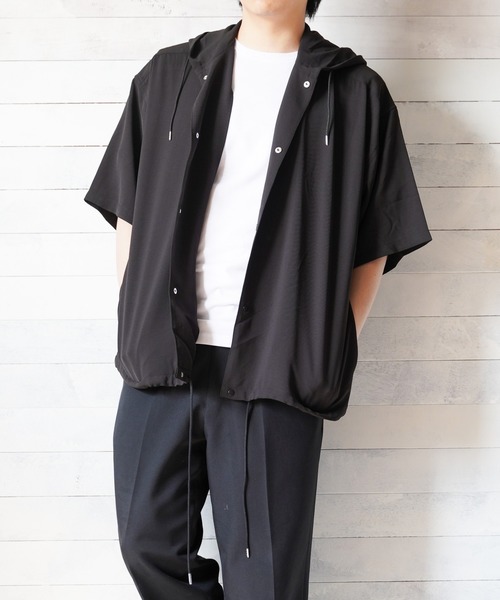 ARCHIVER（アーカイバ）の「【Ir】ポリ無地シャツパーカー（シャツ/ブラウス・メンズ・ホワイト/ブラック/ベージュ・MEDIUM/LARGE/X-LARGE）」の11枚目の写真